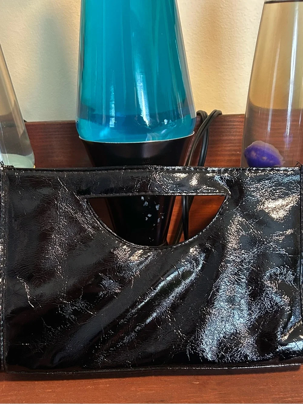 Y2K Black Patent Cutout Handle Women’s Clutch